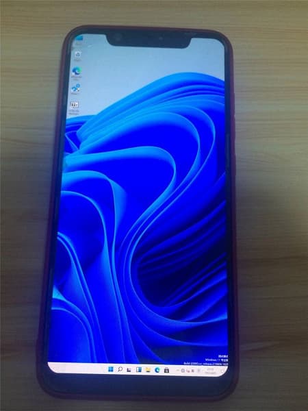 Windows 11 запустили на OnePlus 6T и Xiaomi Mi 8