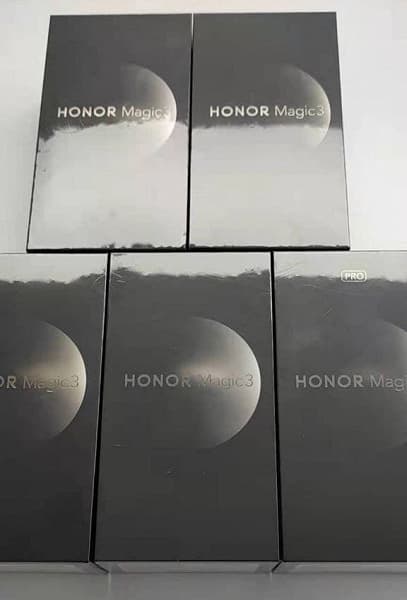 Петакамера во всей красе. Honor Magic3 Pro Plus, очень похожий на Huawei Mate 40 RS Porsche Design, показали вживую