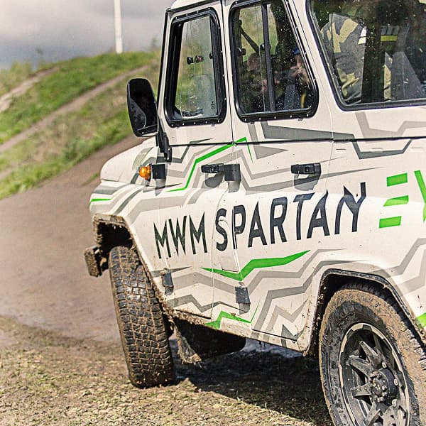 УАЗ показал электрический «Хантер» в России