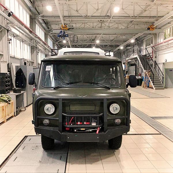 УАЗ спрашивает: «Будет ли востребована такая опция в нашей стране?». Легендарную «Буханку» оснастили кондиционером УАЗ спрашивает: «Будет ли востребована такая опция в нашей стране?». Легендарную «Буханку» оснастили кондиционером