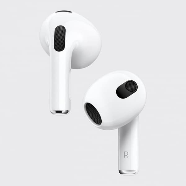 Дизайн в стиле AirPods Pro, защита от воды, 30 часов автономной работы, беспроводная зарядка MagSafe. Apple начала продажи AirPods 3 в России и остальном мире