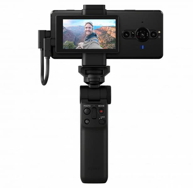 Экран OLED 4K, Snapdragon 888, оптика Zeiss, дюймовый датчик изображения, IP68 и 4500 мА·ч. Представлен Sony Xperia Pro-I