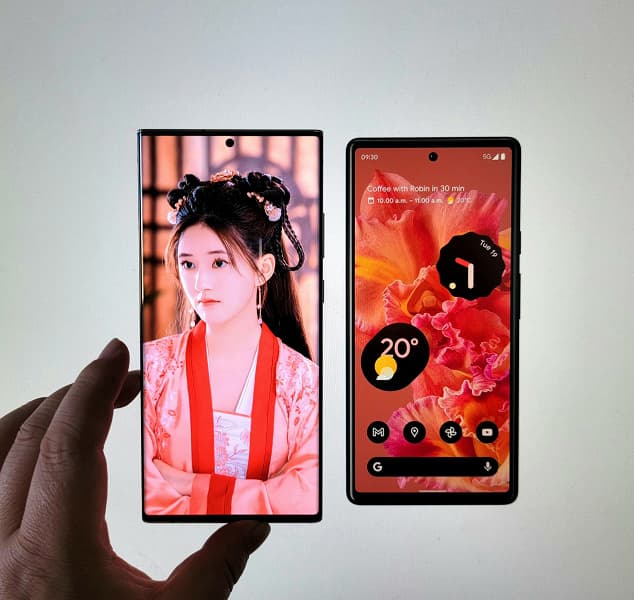 Google Pixel 6 выглядит бюджетным смартфоном по сравнению с Samsung Galaxy Note20 Ultra: всё дело в огромным рамках