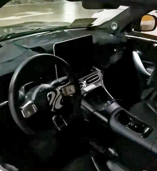 Самый большой Smart в истории — это детище Geely и Mercedes-Benz. Первые живые фото и подробности