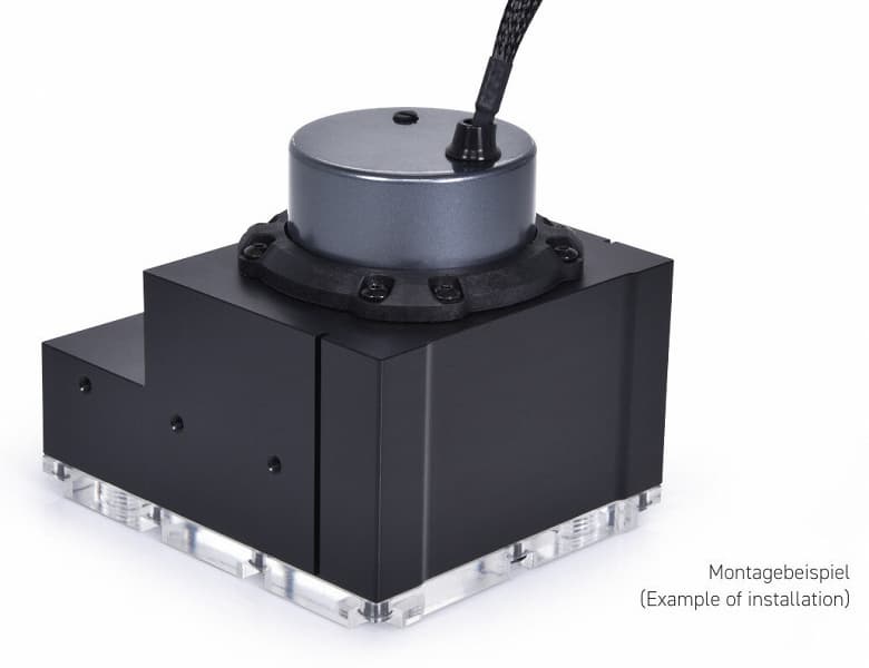 Резервуар Alphacool ES 4U рассчитан на установку помпы D5