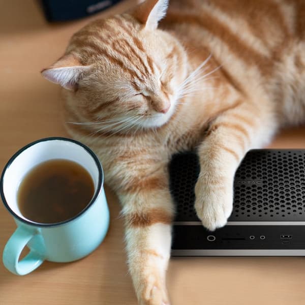 Двухлитровый мини-ПК с пассивным охлаждением и довольно мощным CPU Intel Core i7. Представлен Zbox CI6x7 nano Двухлитровый мини-ПК с пассивным охлаждением и довольно мощным CPU Intel Core i7. Представлен Zbox CI6x7 nano