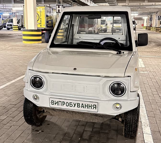 Представлен компактный электрический пикап ЛуАЗ