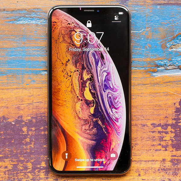 В iPhone XS установили боковой сканер отпечатков пальцев