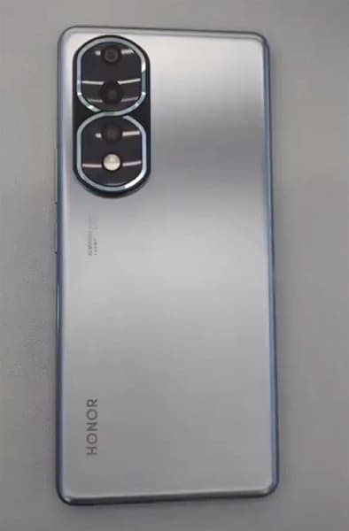 Так выглядит Honor 80 Pro с плоским экраном. Смартфон впервые показали на живых фото