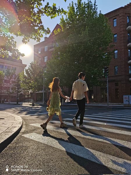 Так снимает 54-мегапиксельная матричная камера Honor 70. Примеры фото