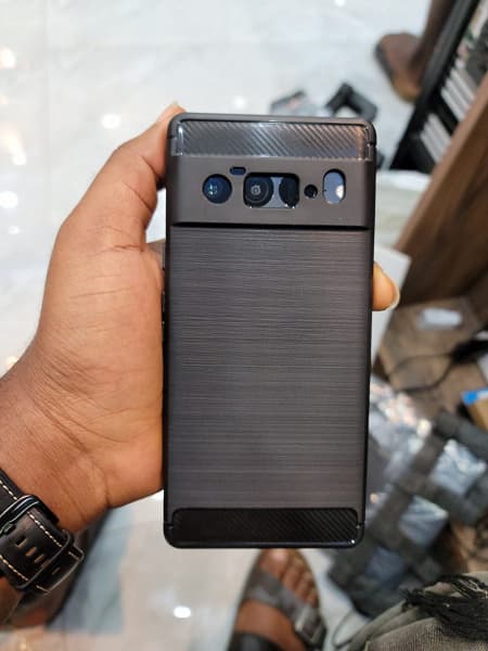 Пользователю прислали прототип Pixel 7 Pro вместо Pixel 6 Pro. Но Google быстро его отключила