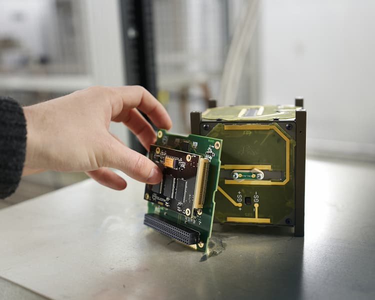 CERN запустила в космос кубсат для изучения действия космических лучей на электронику