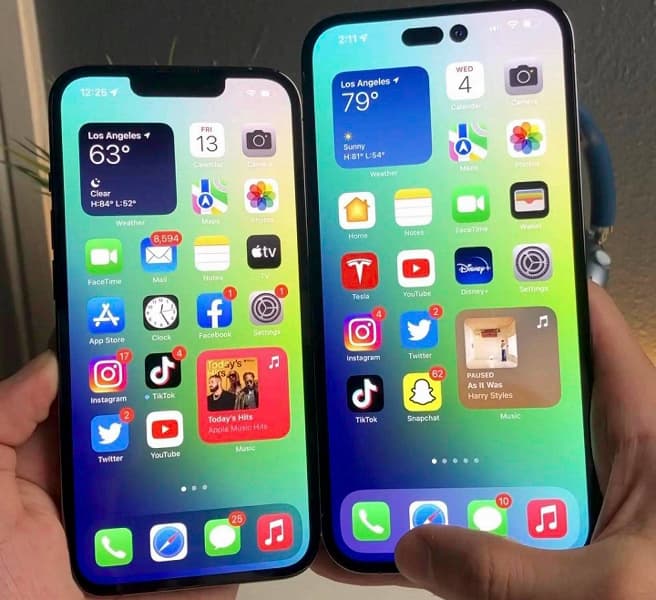 Экран с «восклицательным знаком» на всех новых iPhone вызвал горячие споры. Многие предпочитают «чёлку»