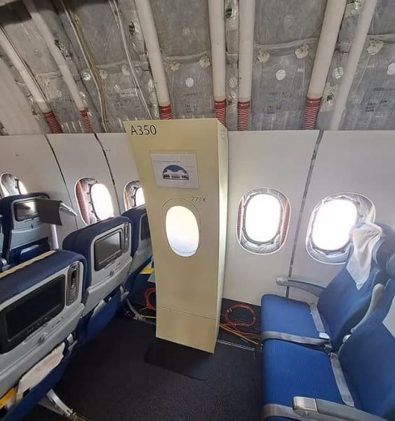 Фотогалерея дня: так тестируют самый большой в мире пассажирский авиалайнер — Boeing 777X, оснащенный складывающимися законцовками крыла