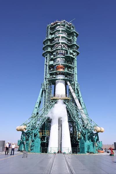 «Исторический день во взаимоотношениях между нашими двумя странами»: с Байконура успешно запустили ракету «Союз-2.1б» с 17 спутниками, включая иранский «Хайям» для дистанционного зондирования Земли