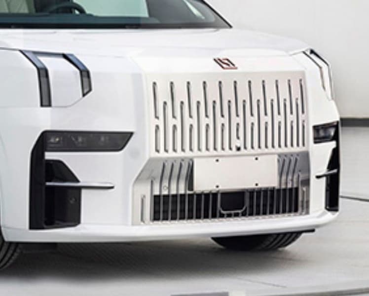 534 л.с., полный привод, запас хода 700 км. Раскрыты характеристики Zeekr 009 – люксового минивэна Geely