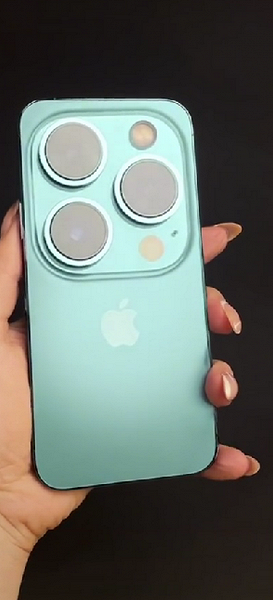 iPhone 15 Ultra, по слухам, сможет снимать видео в 8K, получит порт USB-C, сможет предложить намного лучшую автономность и будет стоить минимум от 1200 долларов iPhone 15 Ultra, по слухам, сможет снимать видео в 8K, получит порт USB-C, сможет предложить намного лучшую автономность и будет стоить минимум от 1200 долларов