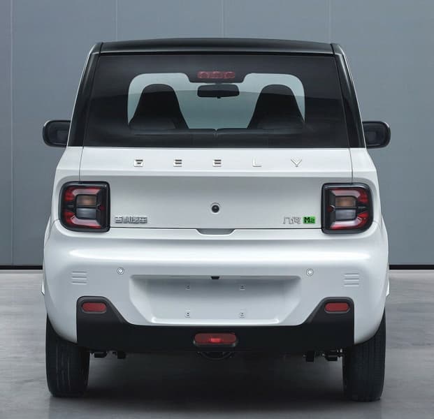 Geely готова побороться с Wuling Mini EV за звание самого популярного электромобиля Китая. Компания показала сверхдешёвый Geometry M2
