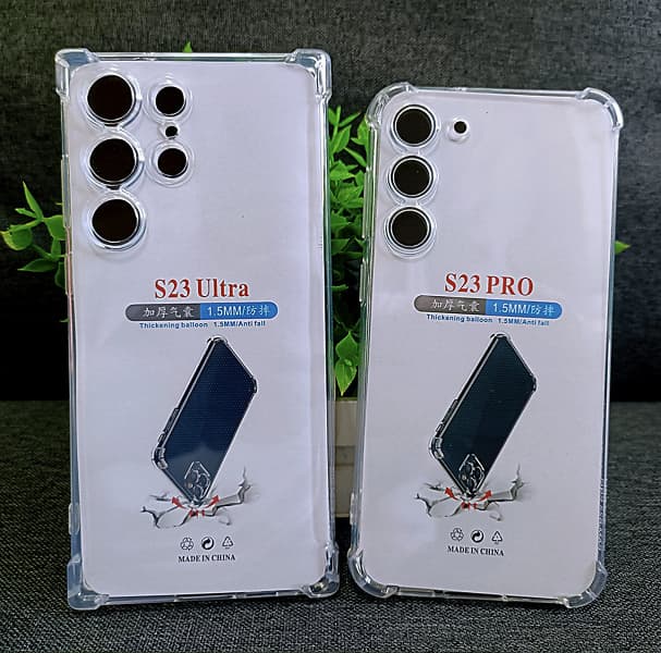 В Китае уже продают чехлы для Samsung Galaxy S23, S23 Plus и S23 Ultra. И вот, как они выглядят