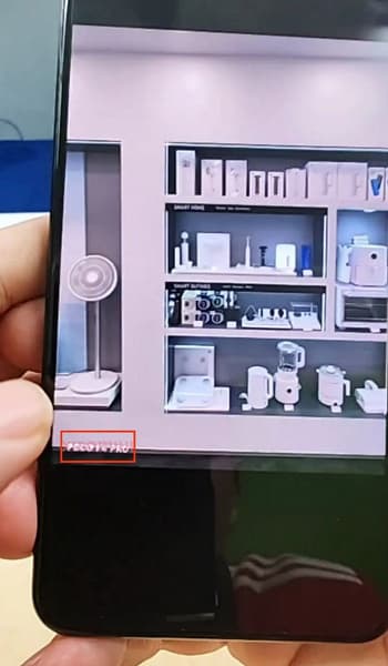 Уникальный смартфон Poco засветился на фото вживую. Мощный Poco F4 Pro на SoC MediaTek Dimensity 9000 так и не был запущен в серию