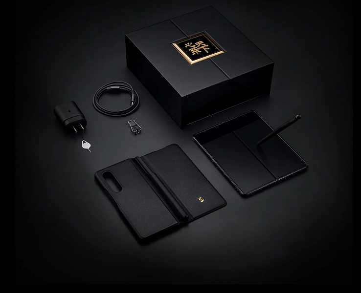 Топовый флагман Samsung W23 выйдет 21 октября