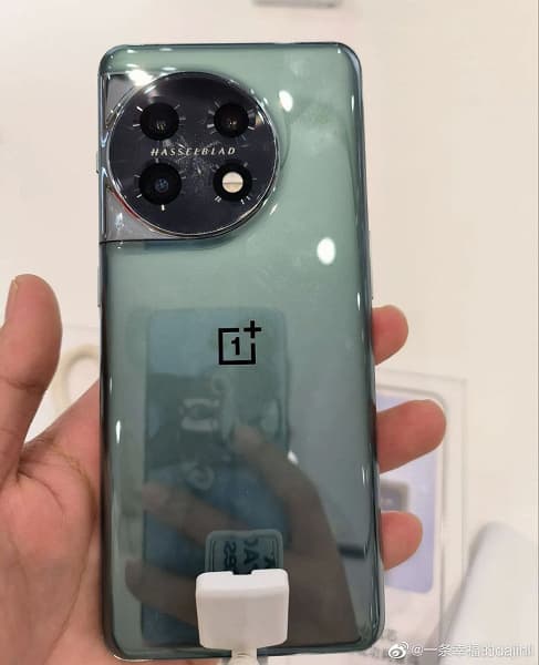 OnePlus 11 с технологией «генетической реорганизации памяти» стал бестселлером ещё до анонса: оформлено уже 219 тыс. предзаказов