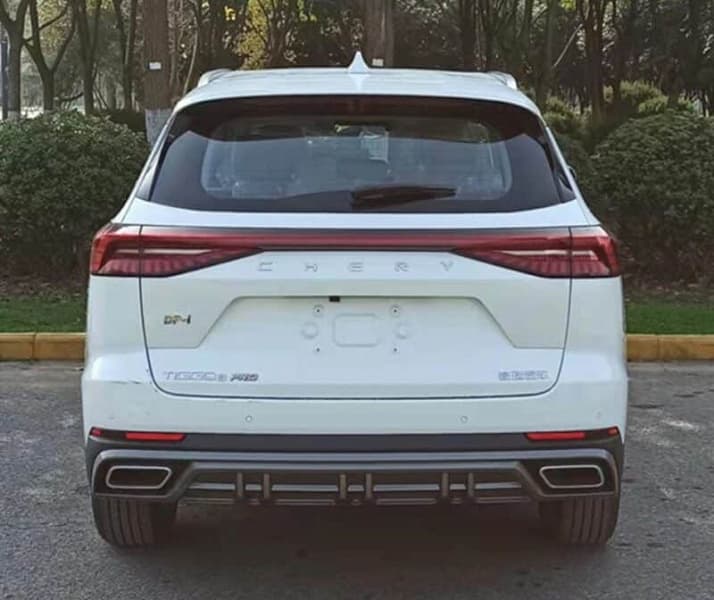 Это гибридный Chery Tiggo 8 Pro DP-i. Фотографии и характеристики нового кроссовера