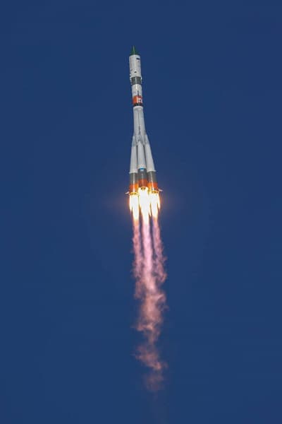 На счету России: сто успешных пусков космических ракет подряд