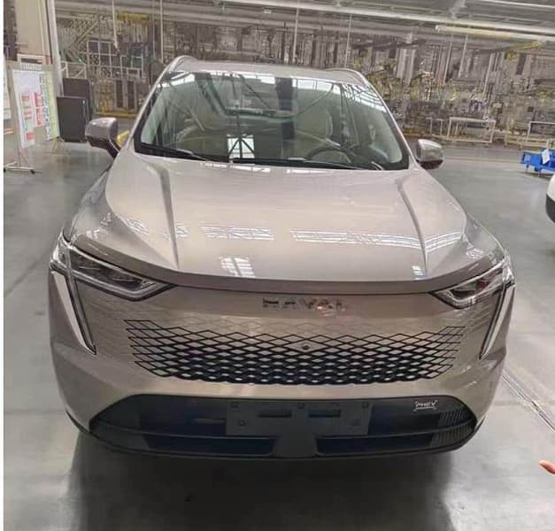 В Китае засняли новый кроссовер Haval B07. Он крупнее Haval F7 и расходует всего 5,6 л на 100 км В Китае засняли новый кроссовер Haval B07. Он крупнее Haval F7 и расходует всего 5,6 л на 100 км