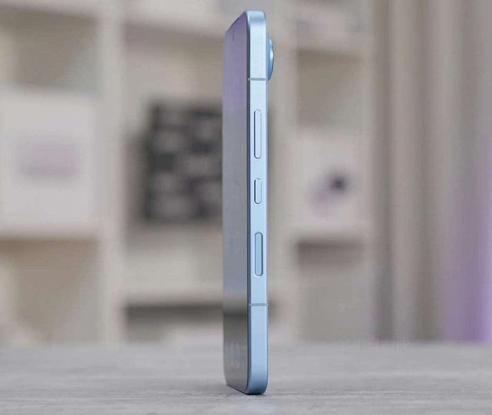 Реальные снимки фронтальной панели Honor 500
