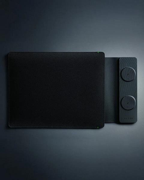 Razer представила чехол для ноутбуков Laptop Sleeve со встроенным модулем двойной беспроводной зарядки