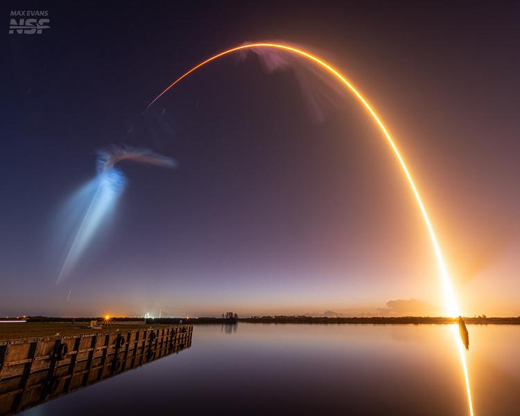 Самый зрелищный запуск Starlink в истории: опубликованы впечатляющие фото миссии 10-40 Самый зрелищный запуск Starlink в истории: опубликованы впечатляющие фото миссии 10-40
